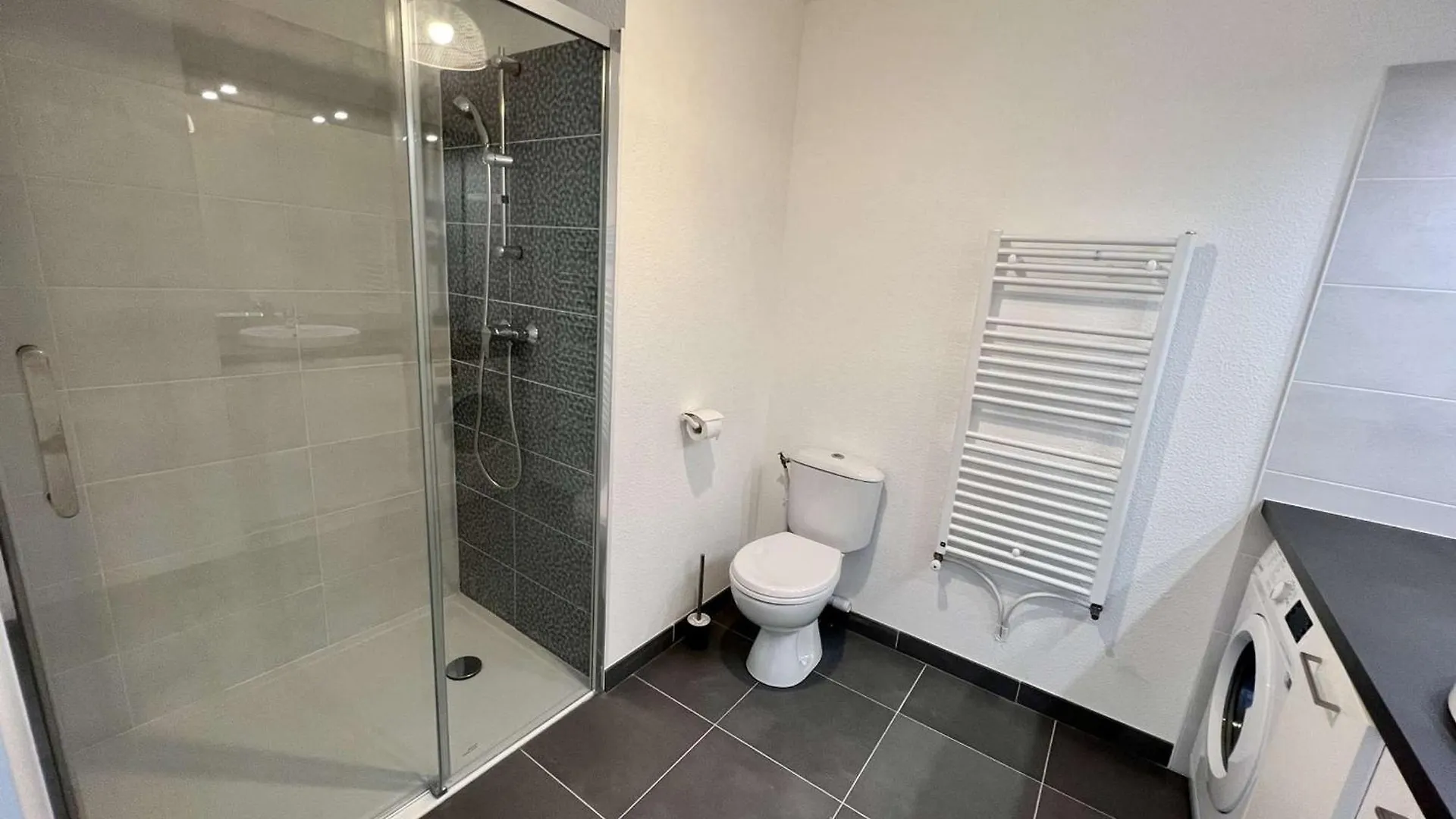 Etel - Appt. Moderne 2 Pieces, Wifi & Parking, A 700M De La Plage - Fr-1-479-171 0*,  Francia